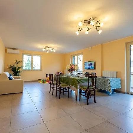 Apartment Discover *