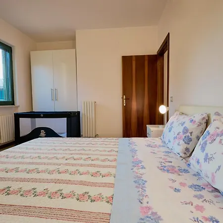 Apartment Discover *
