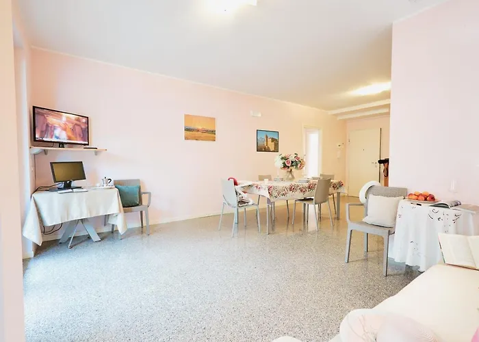 Discover Apartment *